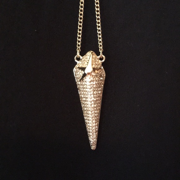 BCBG necklace/earring set - Picture 4 of 5